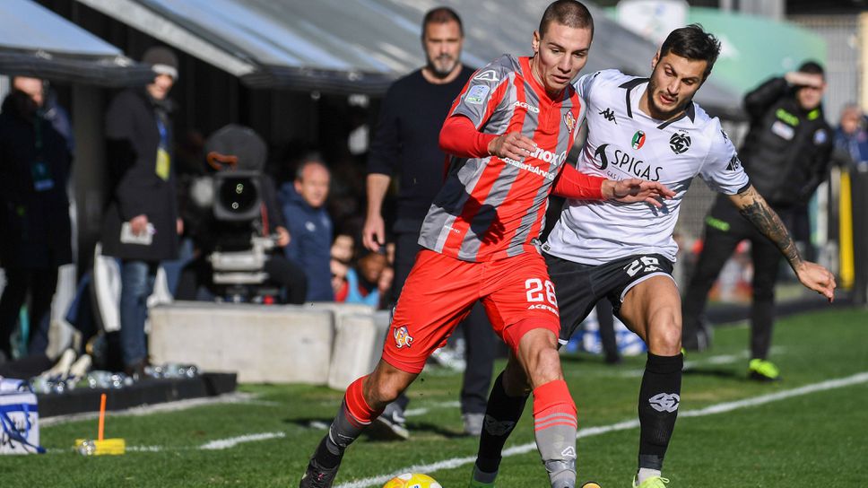 Антов надви Христов в българското дерби в Серия „Б“