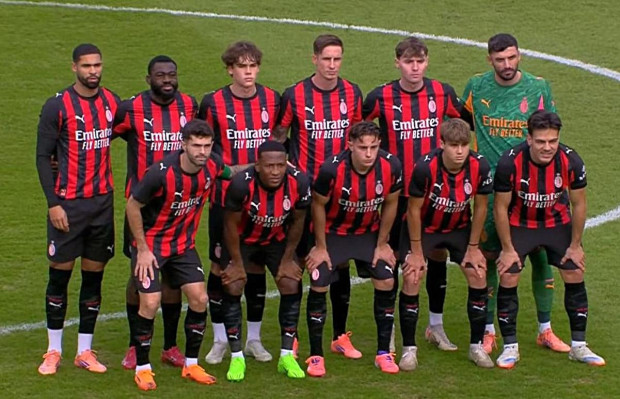 Пловдивчанин дебютира за мъжкия отбор на Милан, лъсна грозна лъжа на БФС