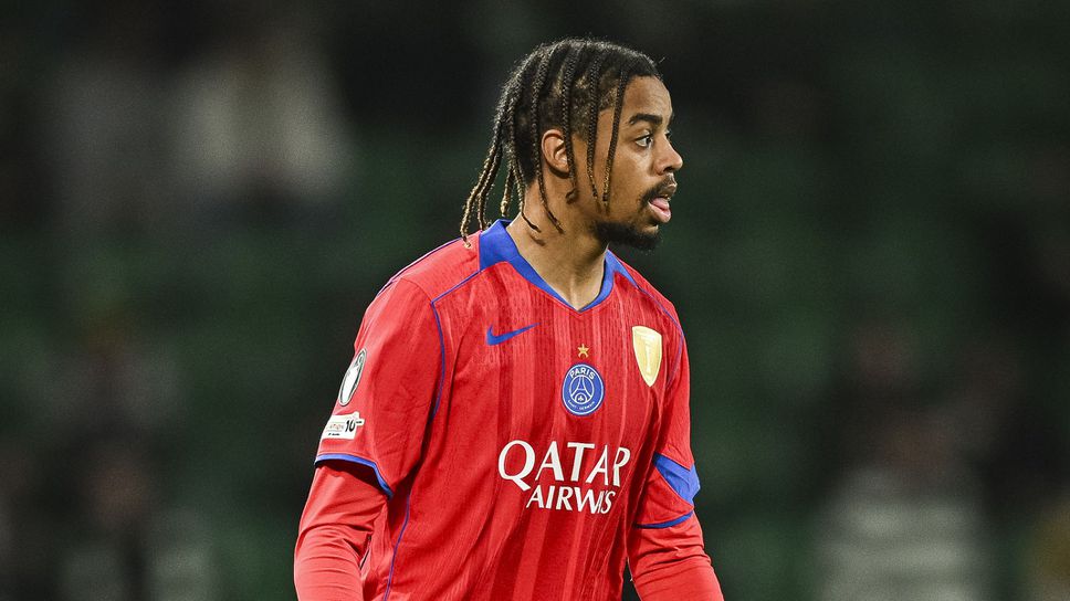 Манчестър Юнайтед мечтае за Баркола