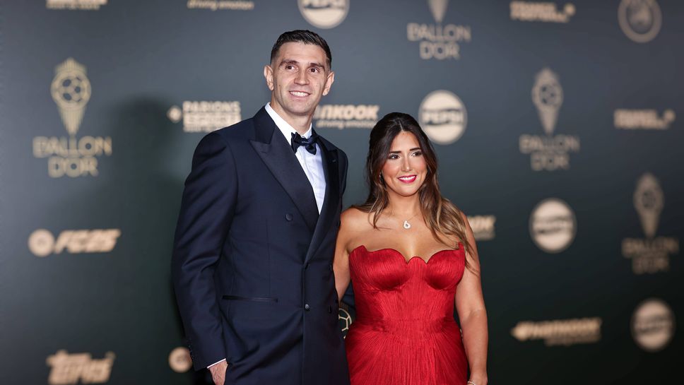 Меси поздрави Дибу Мартинес и останалите аржентинци на церемонията за „Златната топка“