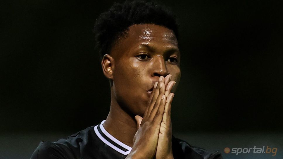 Бивш нападател на ЦСКА спря с футбола на 26 години