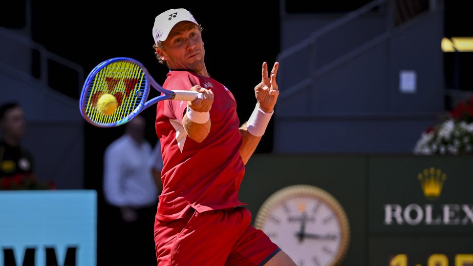 Рууд и Медведев продължават с победите в Мадрид