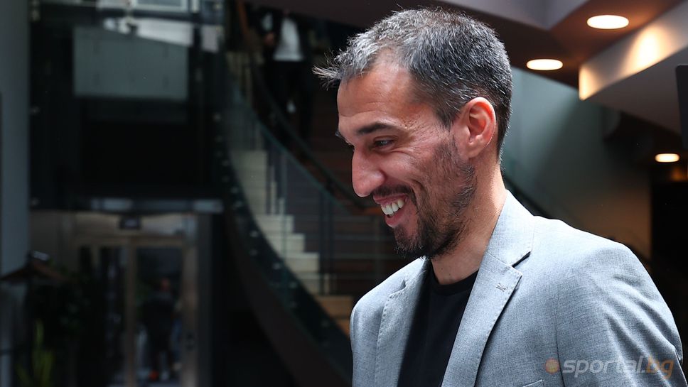 Ивелин Попов за края на кариерата си и бъдещите си планове - гледайте на живо!