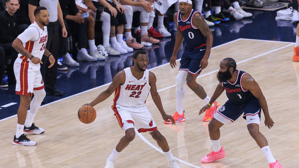 Маями вкара 54 точки на Шарлът само за една четвърт