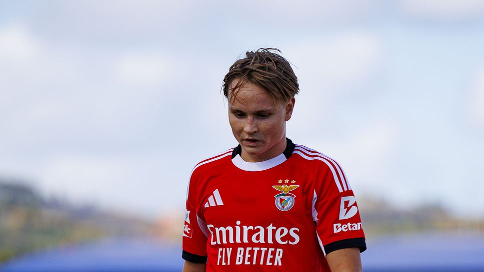 Осъдиха играч на Бенфика за разпространяване на сексуални материали