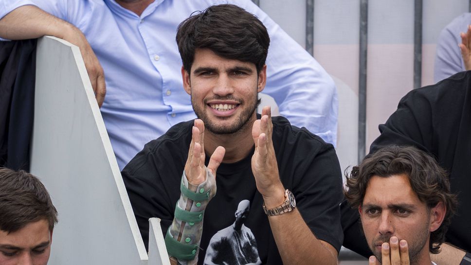 Карлос Алкарас гледа брат си Хайме при 16-годишните в Мадрид