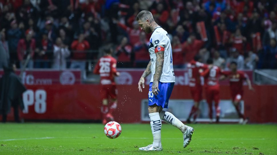 Кошмар за Серхио Рамос в Мексико: уловена “Паненка” и 6 допуснати гола във важен мач