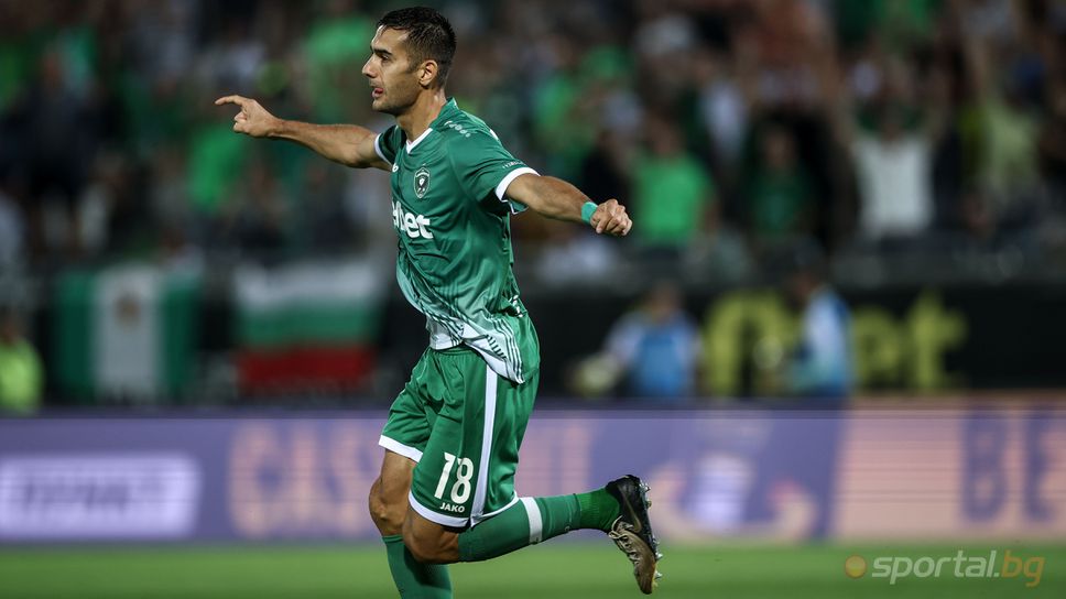 Още трима от футболистите на Лудогорец подписаха нови договори