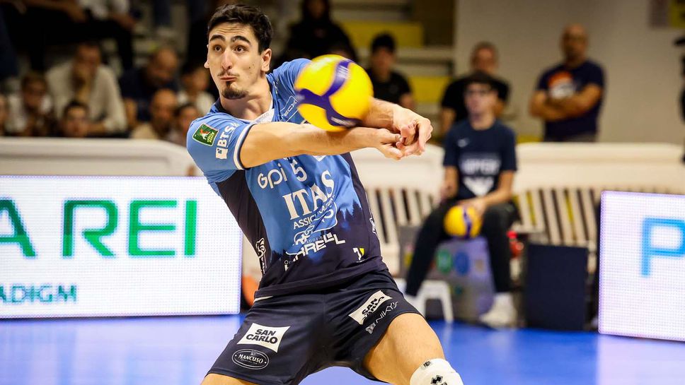 Сезонът приключи за Алесандро Микиелето