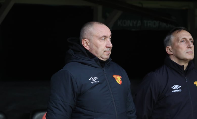 Мъри и компания газят, Елитон пак вкара