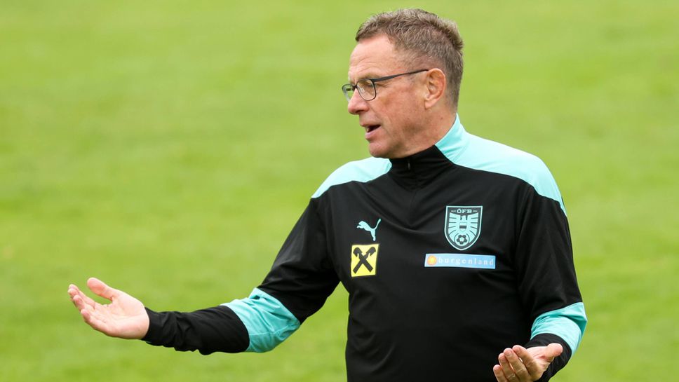 Трима футболисти бяха извадени от националния отбор на Австрия, тъй като скандирали хомофобски възгласи