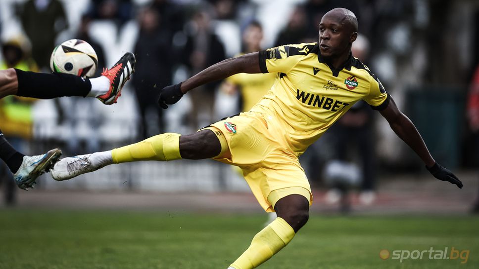 Мач №50 за Антоан Конте в Ботев (Пловдив)