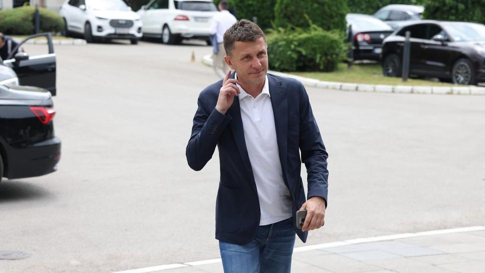 Официално: Саша Илич се завърна начело на Партизан