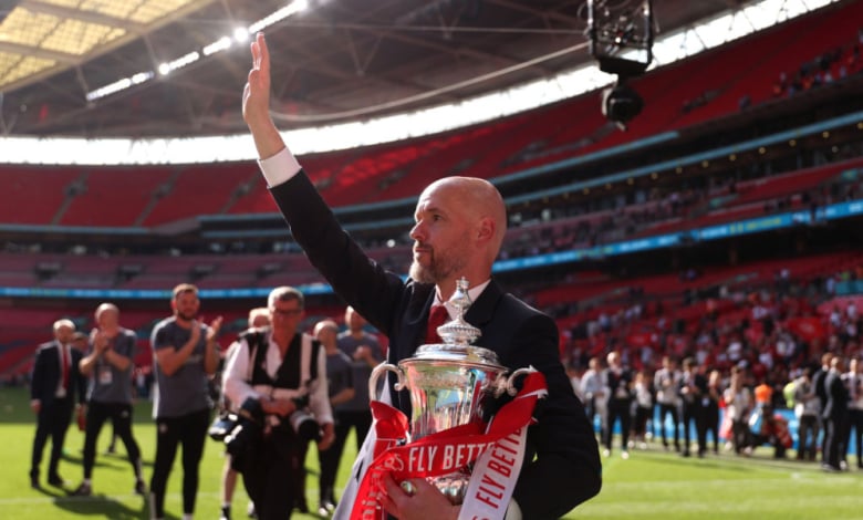 Тен Хаг след успеха: Заварих бъркотия, не знам дали оставам