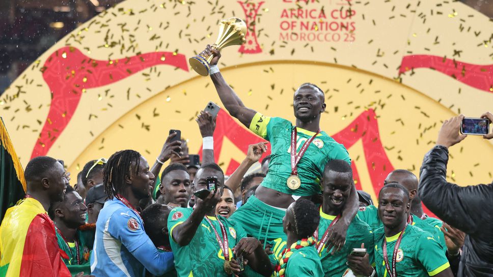 Сенегал не само, че не смята да връща трофея, но ще го показва в Париж