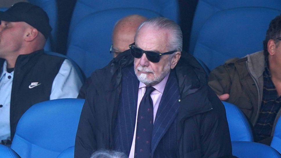 Де Лаурентис с нова изцепка: прекъсна интервю на Политано и изблъска оператора