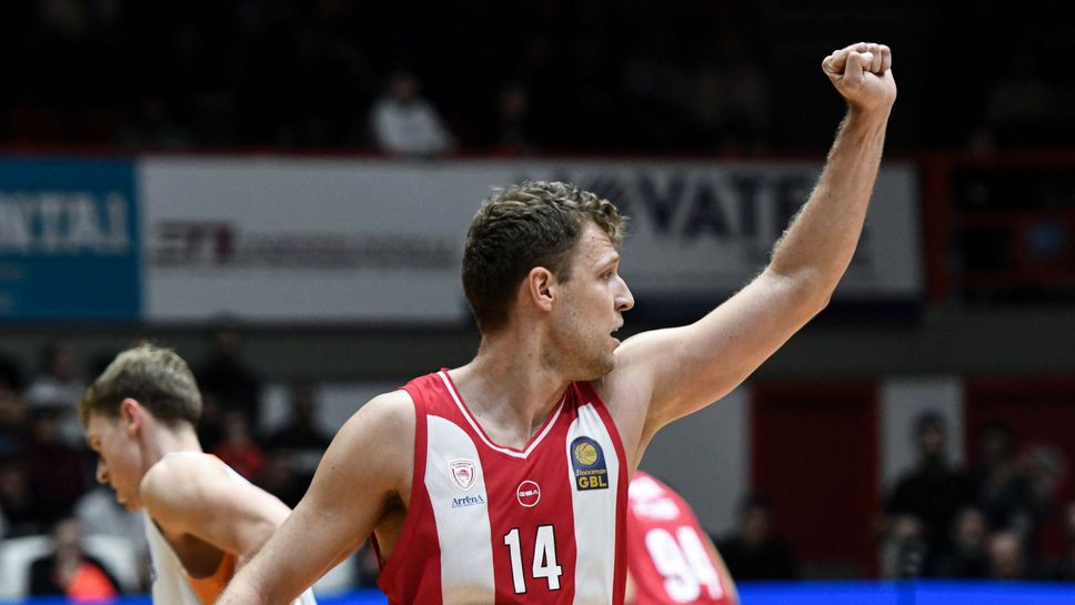 Солунски капан очаква Везенков и Олимпиакос