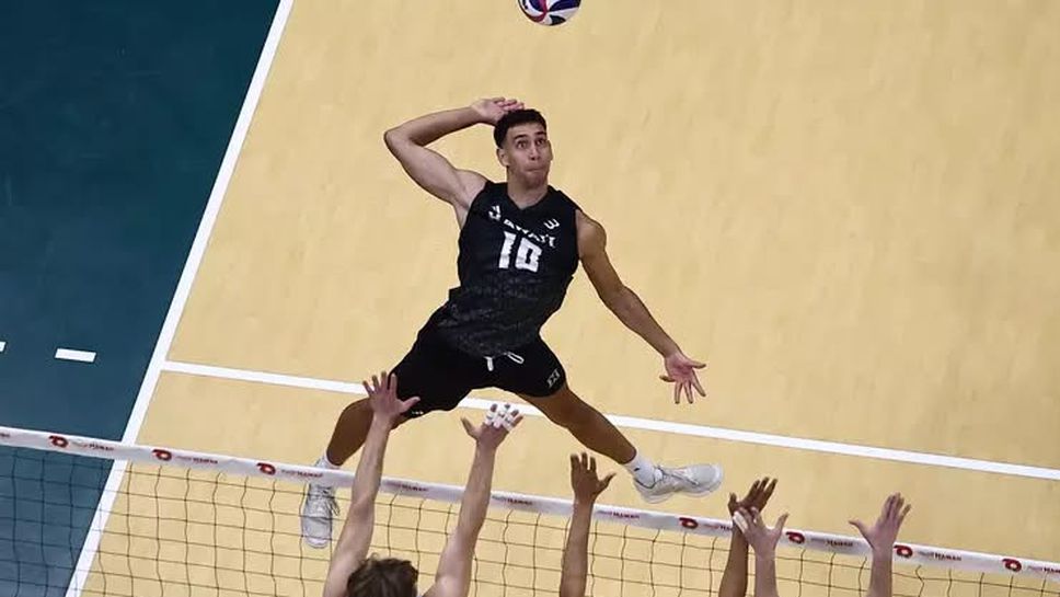 Кристиян Титрийски заби 17 точки за втора победа на Хавай в NCAA