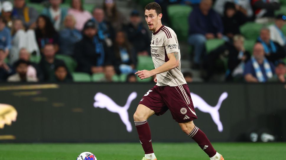 Божидар Краев записа цял мач при своя тежка загуба в Австралия