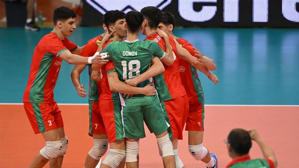България (U18) се класира на полуфинал на Евроволей 2026