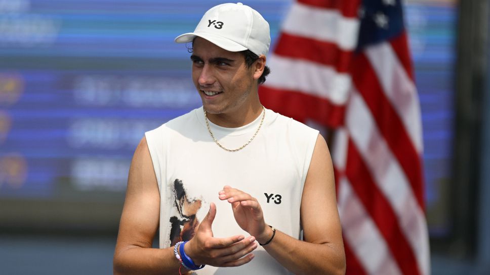 Иван Иванов изпреварва Григор Димитров със своя АТР дебют