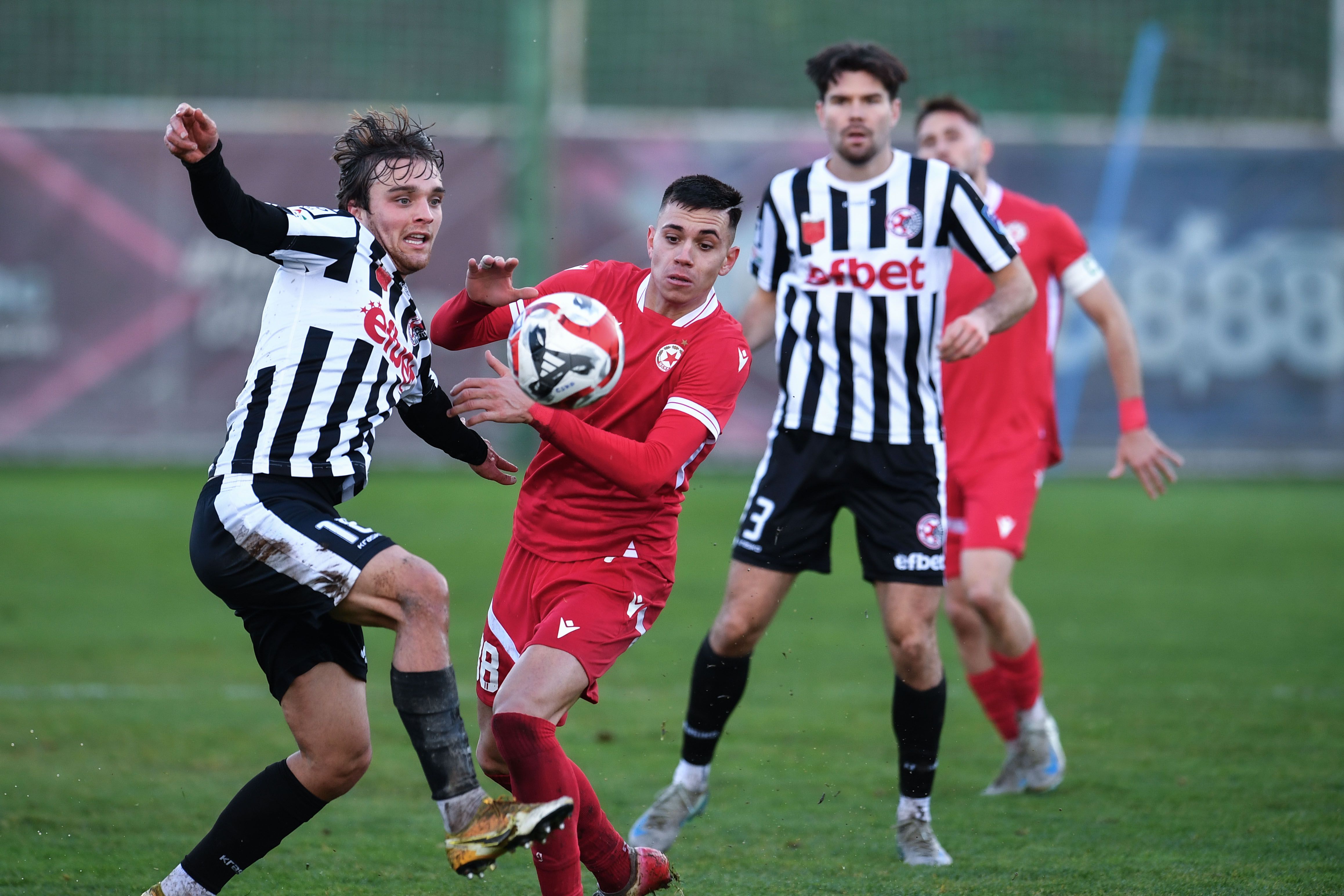 ЦСКА II изпусна победата срещу Локомотив (ГО) (СНИМКИ)