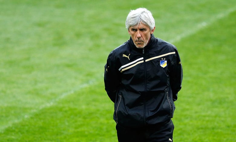 Сърбин пое националите на Гърция