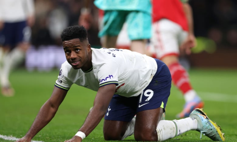 Оперираха футболист на Тотнъм