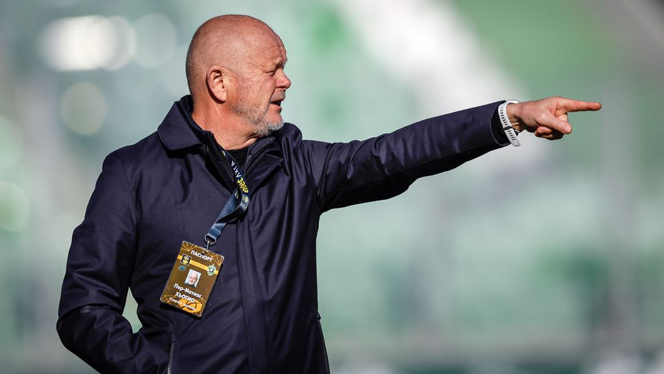 Пер-Матиас Хьогмо отново праща най-добрия си халф на фланга