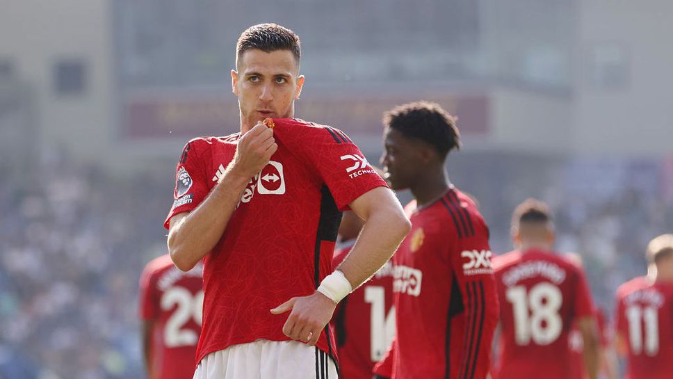 Манчестър Юнайтед спечели срещу Брайтън, но с мисъл за сблъсъка след седмица