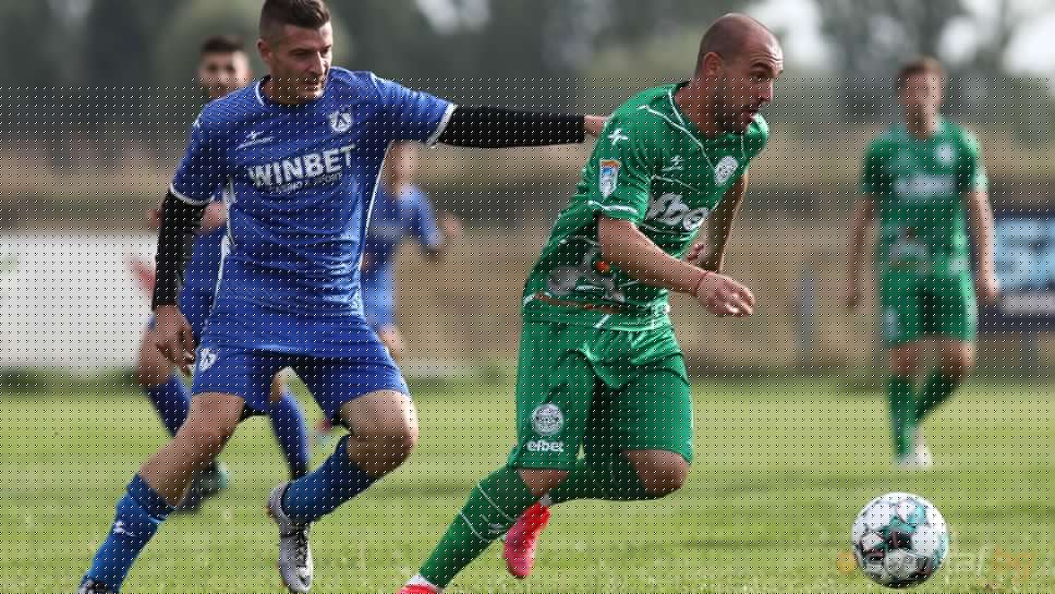 Хикс в Сливница