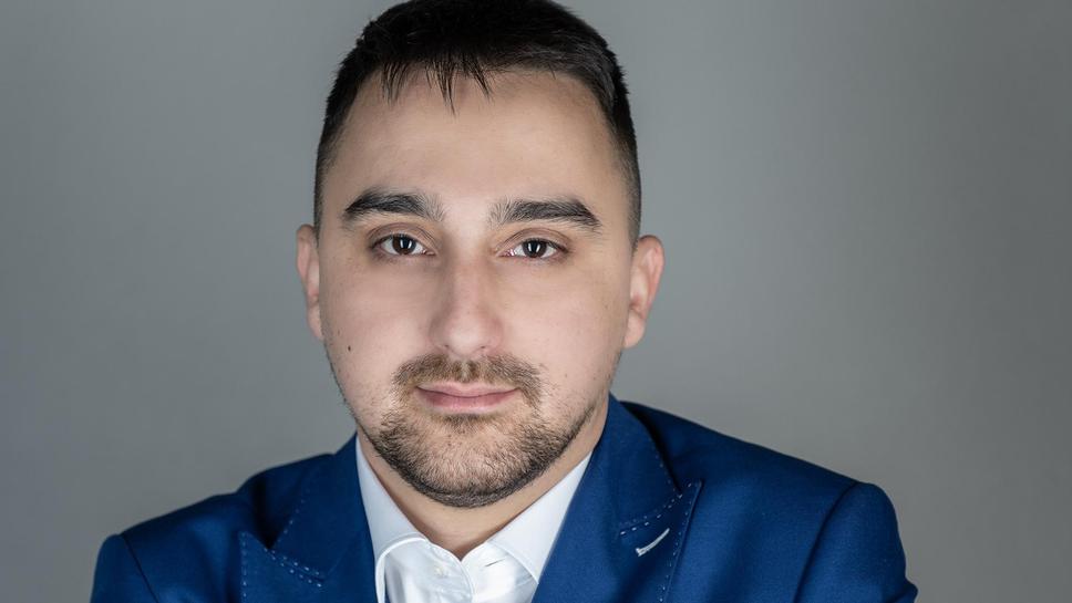 Батков-младши нападна Божков: Вземи пример от баща ми и постъпи мъжки