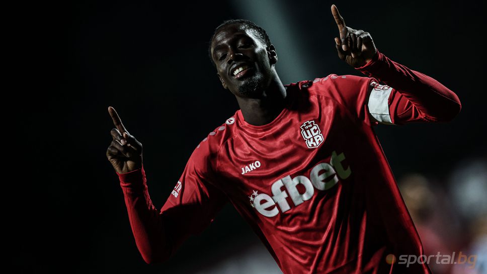 ЦСКА 1948 с едномесечен лагер в Анталия