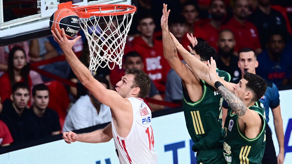 Везенков и Олимпиакос отново в действие днес