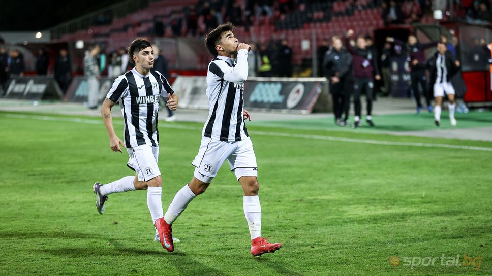 Героят на "смърфовете": Искаме да сме на върха в класирането