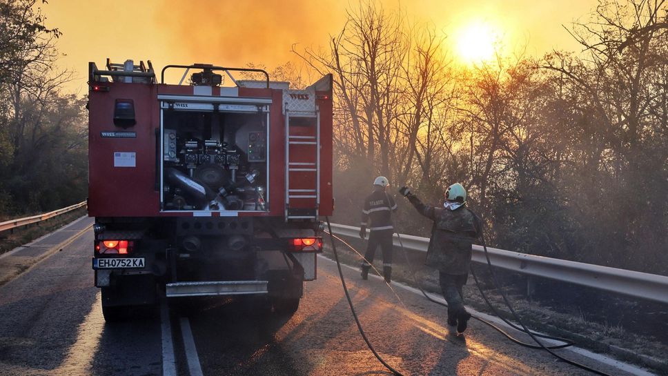 Пламна ресторант в Сандански, евакуираха 200 малки футболисти от хотела