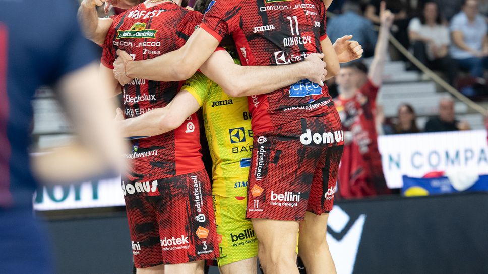 Алекс Николов с 20 точки, Лубе загуби първия полуфинал от Верона