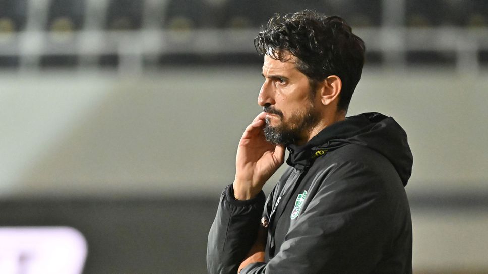 Собственикът на Берое все още не е решил дали да уволнява Сагерас