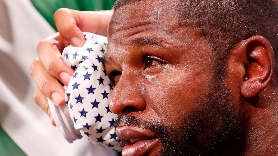 Флойд Мейуедър с ултиматум да оправдае нарушение по договора с Пакиао