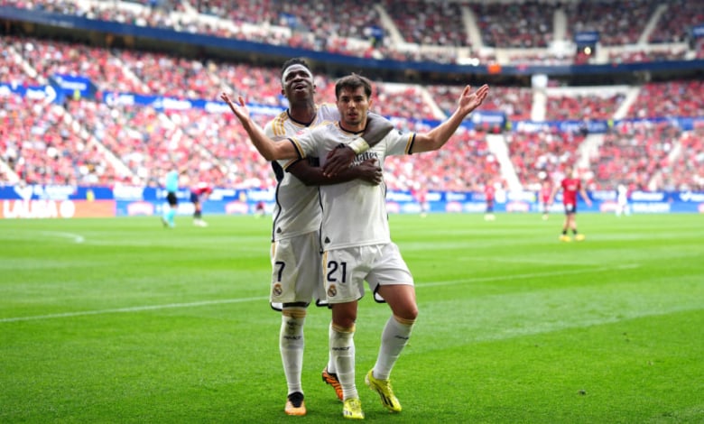 Реал дръпна на върха след зрелище в Памплона ВИДЕО