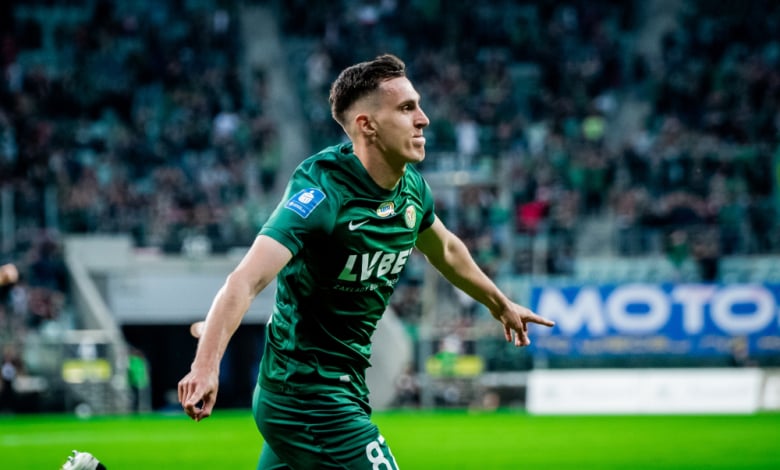 Поляци напират да купят българин