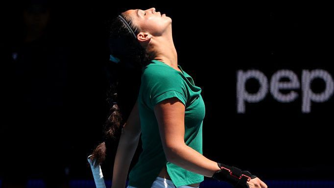 Изабелла Шиникова отпадна в Палма дел Рио