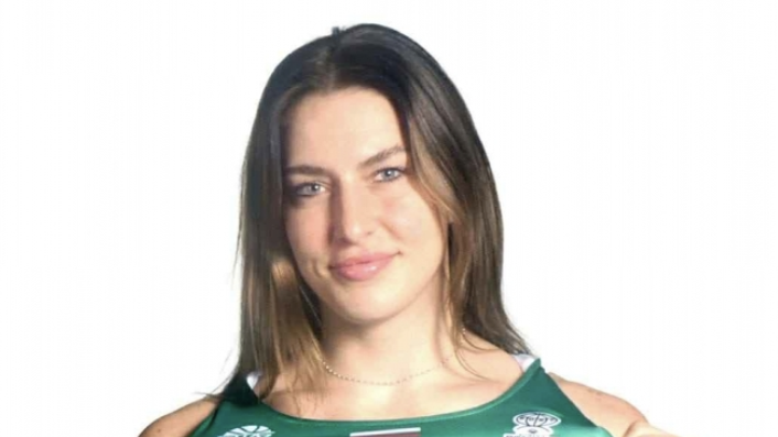 Стефани Костович получи паспорт и ще може да играе за България