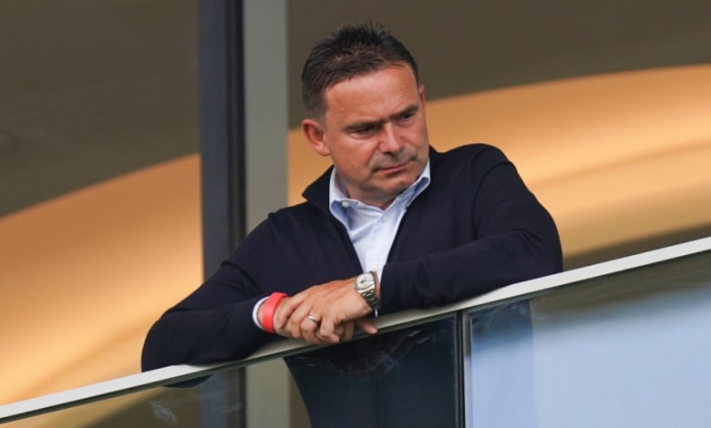 Жестоко наказание за известен шеф, показал пениса си на колежка