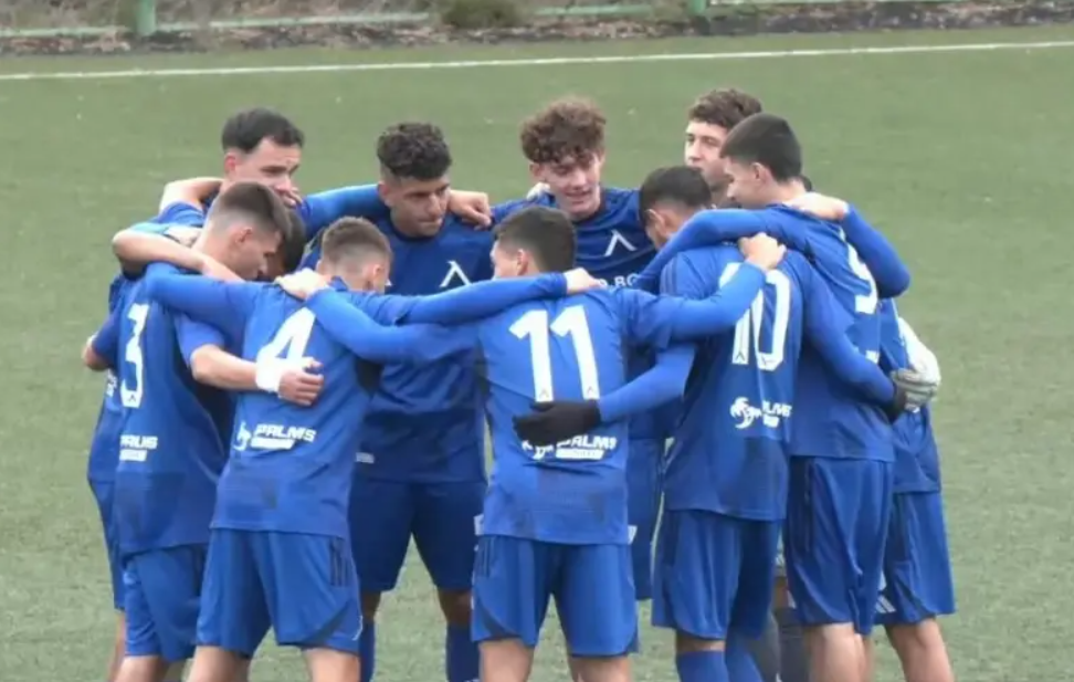 Левски надви Етър в Елитната U18, победа и за втория отбор на "сините"