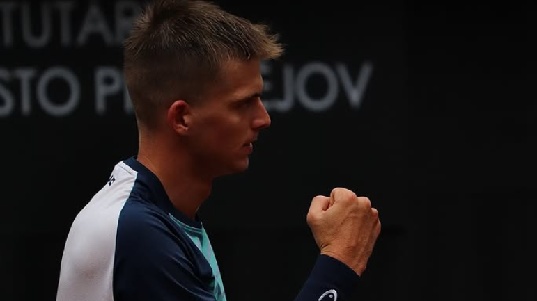 Пьотр Нестеров се класира за полуфиналите на сингъл в Ираклион