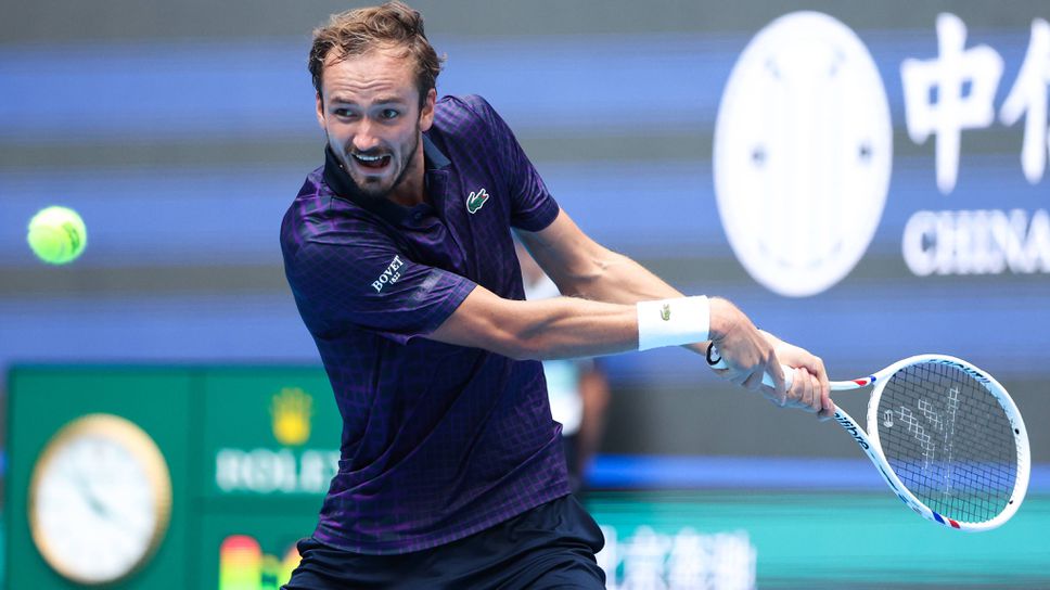 Медведев зове за революционни промени в точкуването за световната ранглиста