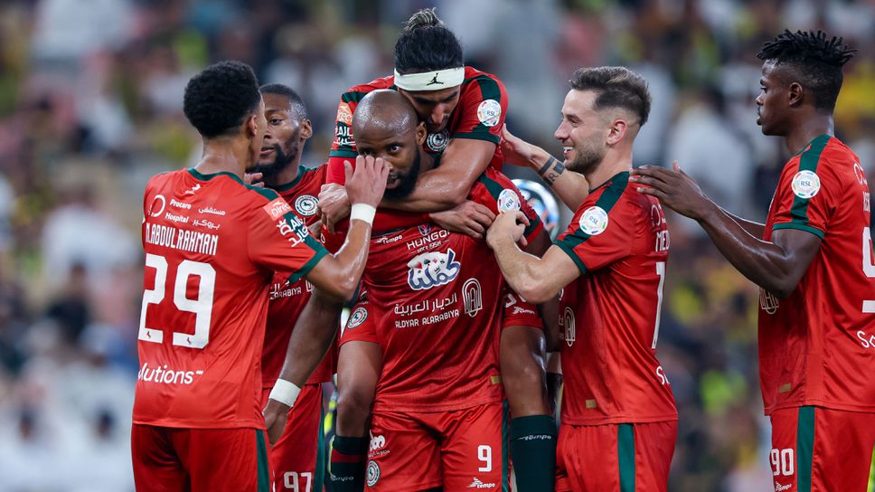 Отборът на Стивън Джерард в Саудитска Арабия прегази Ал-Итихад