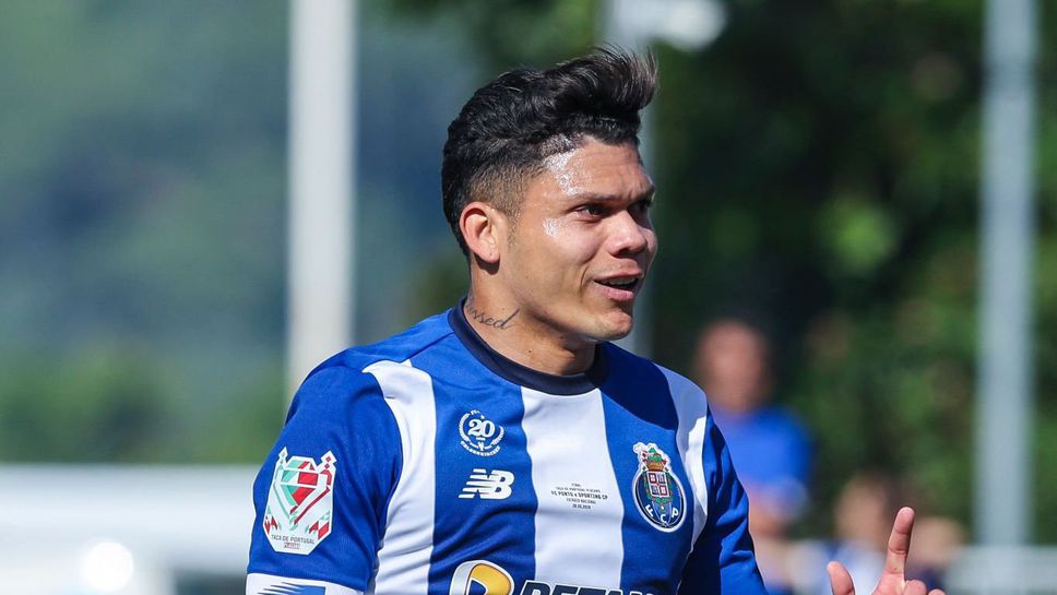 Ман Юнайтед, Челси и Тотнъм се интересуват от нападател на Порто