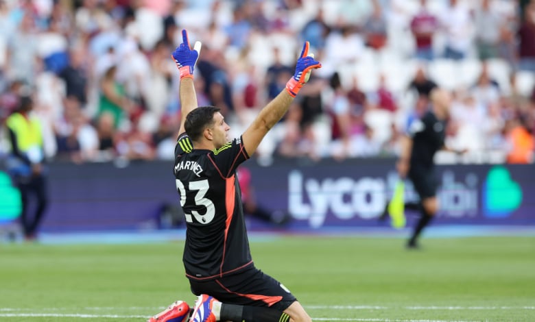 Световен шампион продължи договора си